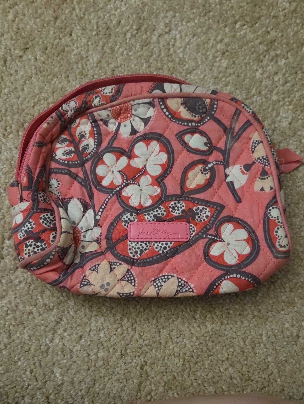 Vera Bradley Pink Quilted Floral Makeup Bag with Cream Accents
